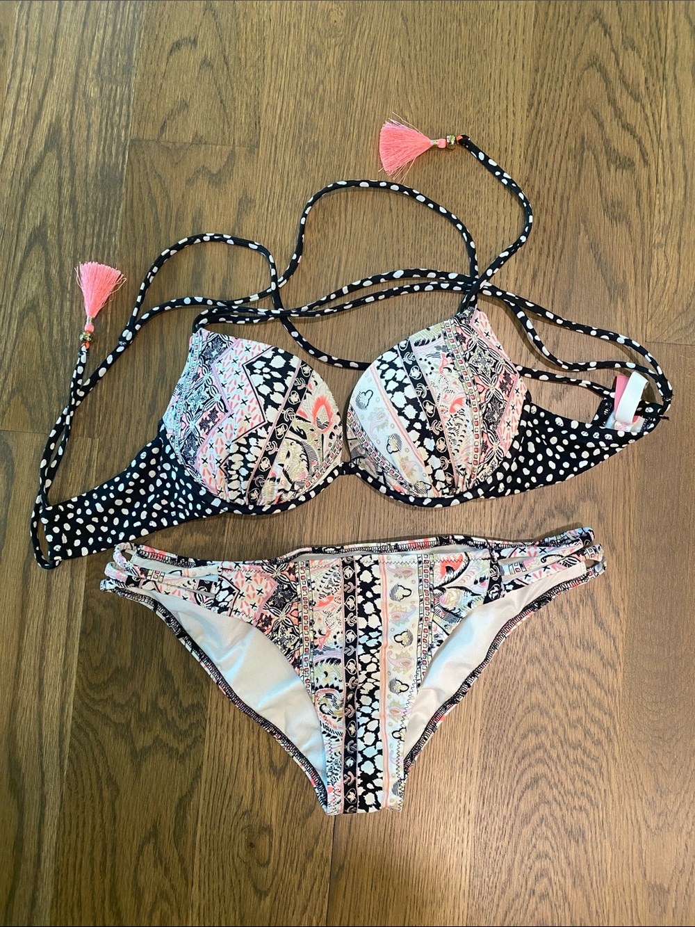 VS Bikini Set - Push up Top w/ tassel detail & silver metallic detail